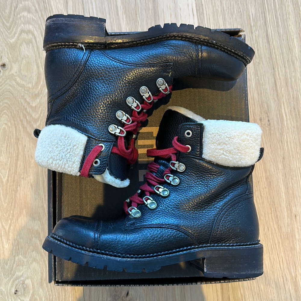 FRYE SAMANTHA HIKER BOOT